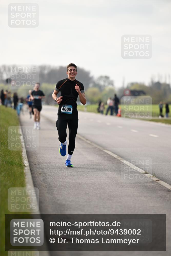 12.04.2026 - 45. Internationalen Wilhelmsburger Insellauf Dr. Thomas Lammeyer http://msf.ph/oto/9439002 12.04.2026 09:57:09 Laufen 4605 meine-sportfotos.de
