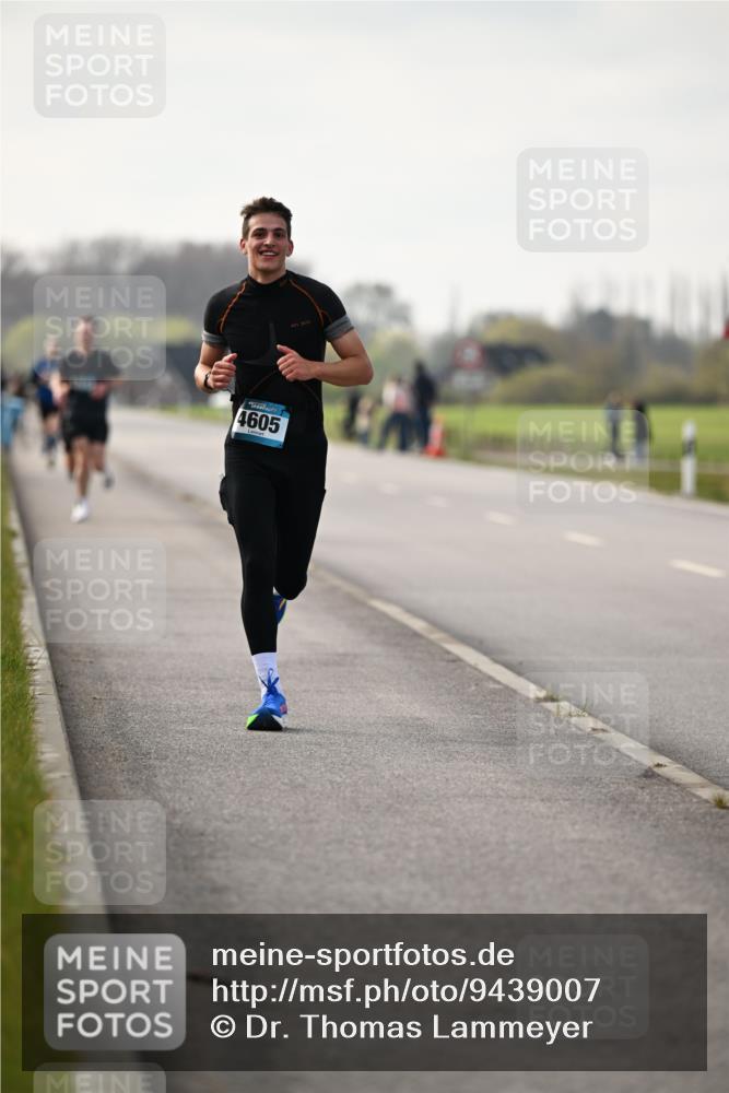 12.04.2026 - 45. Internationalen Wilhelmsburger Insellauf Dr. Thomas Lammeyer http://msf.ph/oto/9439007 12.04.2026 09:57:10 Laufen 4605 meine-sportfotos.de