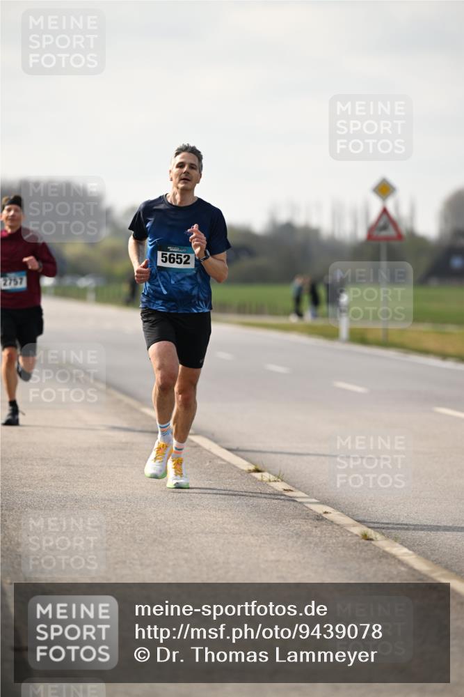 12.04.2026 - 45. Internationalen Wilhelmsburger Insellauf Dr. Thomas Lammeyer http://msf.ph/oto/9439078 12.04.2026 09:57:46 Laufen 2757, 5652 meine-sportfotos.de
