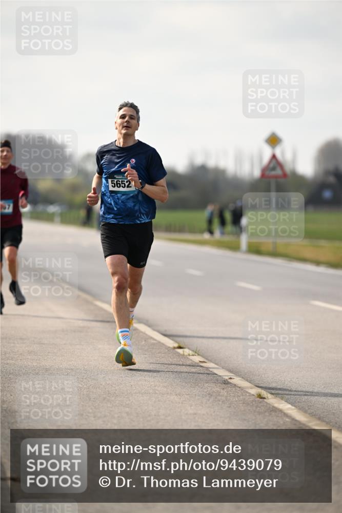 12.04.2026 - 45. Internationalen Wilhelmsburger Insellauf Dr. Thomas Lammeyer http://msf.ph/oto/9439079 12.04.2026 09:57:46 Laufen 5652 meine-sportfotos.de