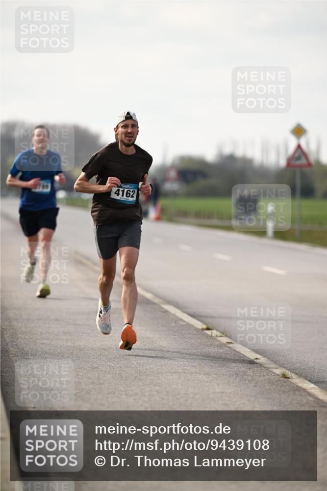 12.04.2026 - 45. Internationalen Wilhelmsburger Insellauf Dr. Thomas Lammeyer http://msf.ph/oto/9439108 12.04.2026 09:58:05 Laufen 4162 meine-sportfotos.de