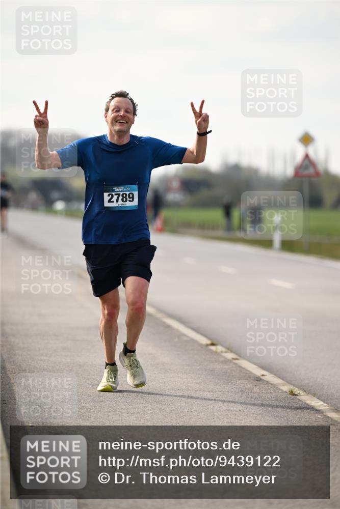 12.04.2026 - 45. Internationalen Wilhelmsburger Insellauf Dr. Thomas Lammeyer http://msf.ph/oto/9439122 12.04.2026 09:58:08 Laufen 4, 2789 meine-sportfotos.de