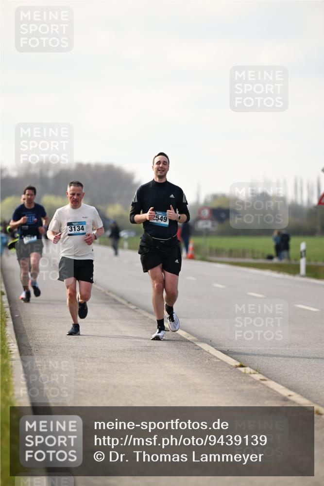 12.04.2026 - 45. Internationalen Wilhelmsburger Insellauf Dr. Thomas Lammeyer http://msf.ph/oto/9439139 12.04.2026 09:58:23 Laufen 2549, 3134 meine-sportfotos.de