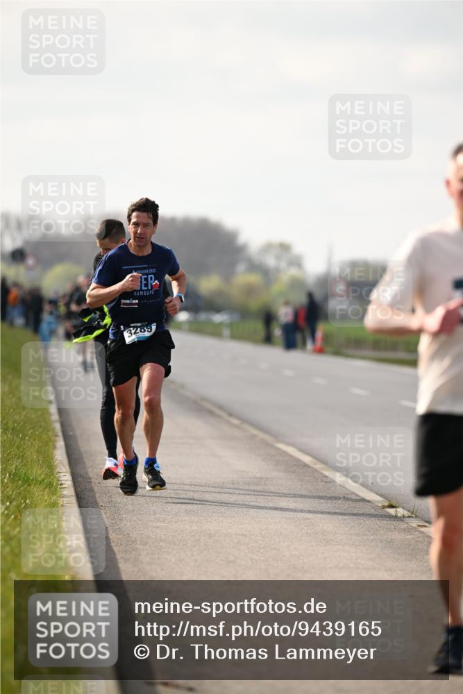 12.04.2026 - 45. Internationalen Wilhelmsburger Insellauf Dr. Thomas Lammeyer http://msf.ph/oto/9439165 12.04.2026 09:58:28 Laufen 2023, 3289 meine-sportfotos.de