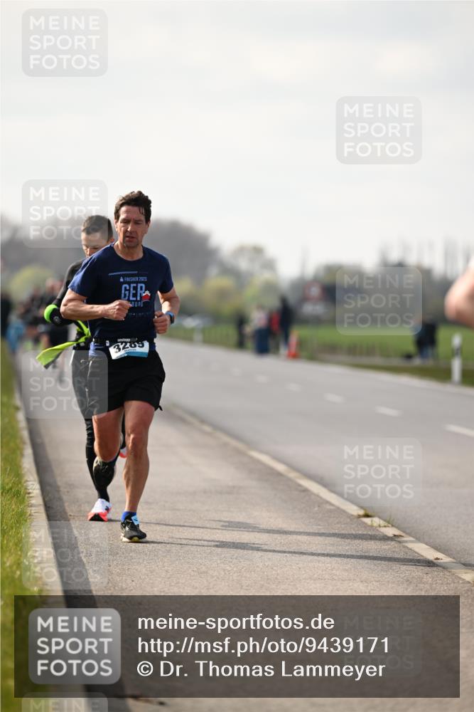 12.04.2026 - 45. Internationalen Wilhelmsburger Insellauf Dr. Thomas Lammeyer http://msf.ph/oto/9439171 12.04.2026 09:58:29 Laufen 2023, 3269 meine-sportfotos.de