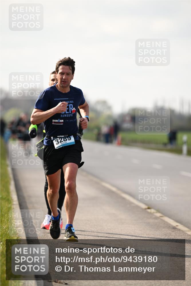 12.04.2026 - 45. Internationalen Wilhelmsburger Insellauf Dr. Thomas Lammeyer http://msf.ph/oto/9439180 12.04.2026 09:58:30 Laufen 2023, 3289 meine-sportfotos.de