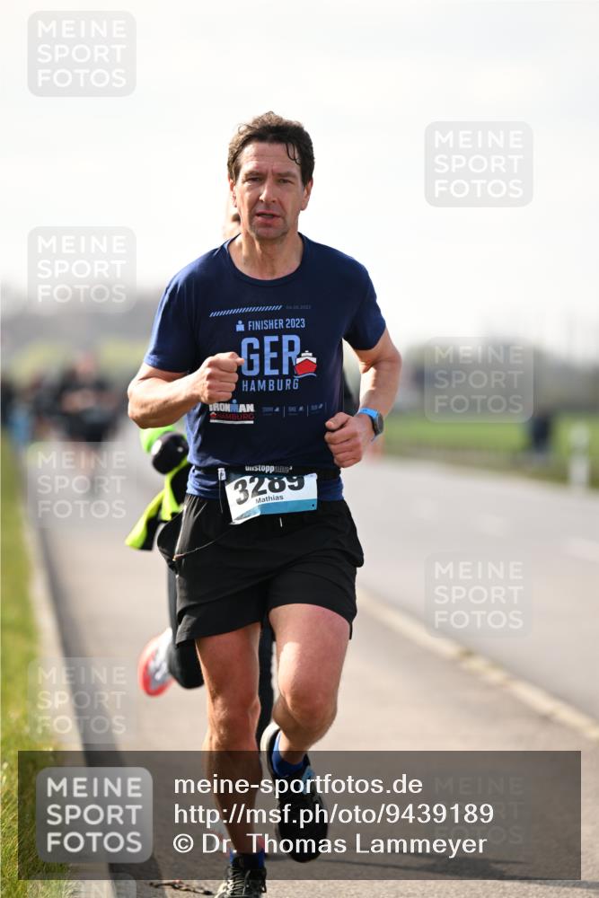12.04.2026 - 45. Internationalen Wilhelmsburger Insellauf Dr. Thomas Lammeyer http://msf.ph/oto/9439189 12.04.2026 09:58:31 Laufen 04, 06, 2023, 2023, 3289 meine-sportfotos.de