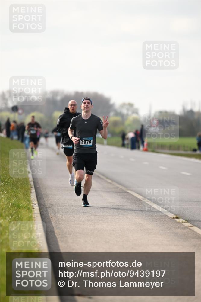 12.04.2026 - 45. Internationalen Wilhelmsburger Insellauf Dr. Thomas Lammeyer http://msf.ph/oto/9439197 12.04.2026 09:58:38 Laufen 3976, 22 meine-sportfotos.de