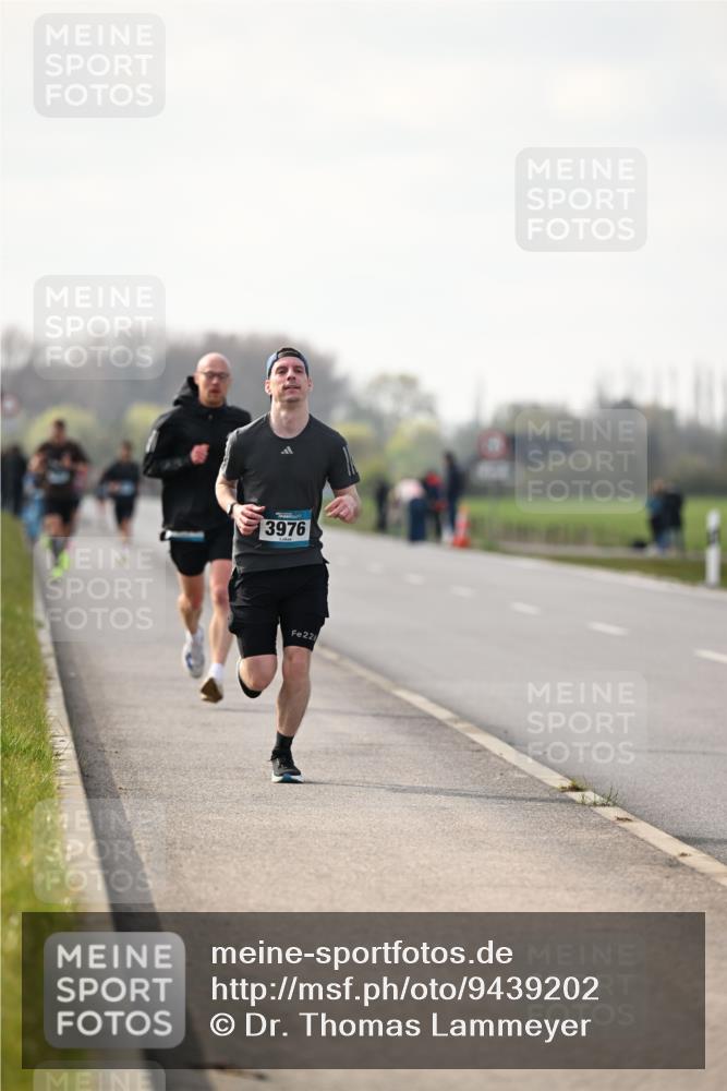12.04.2026 - 45. Internationalen Wilhelmsburger Insellauf Dr. Thomas Lammeyer http://msf.ph/oto/9439202 12.04.2026 09:58:39 Laufen 3976, 226 meine-sportfotos.de