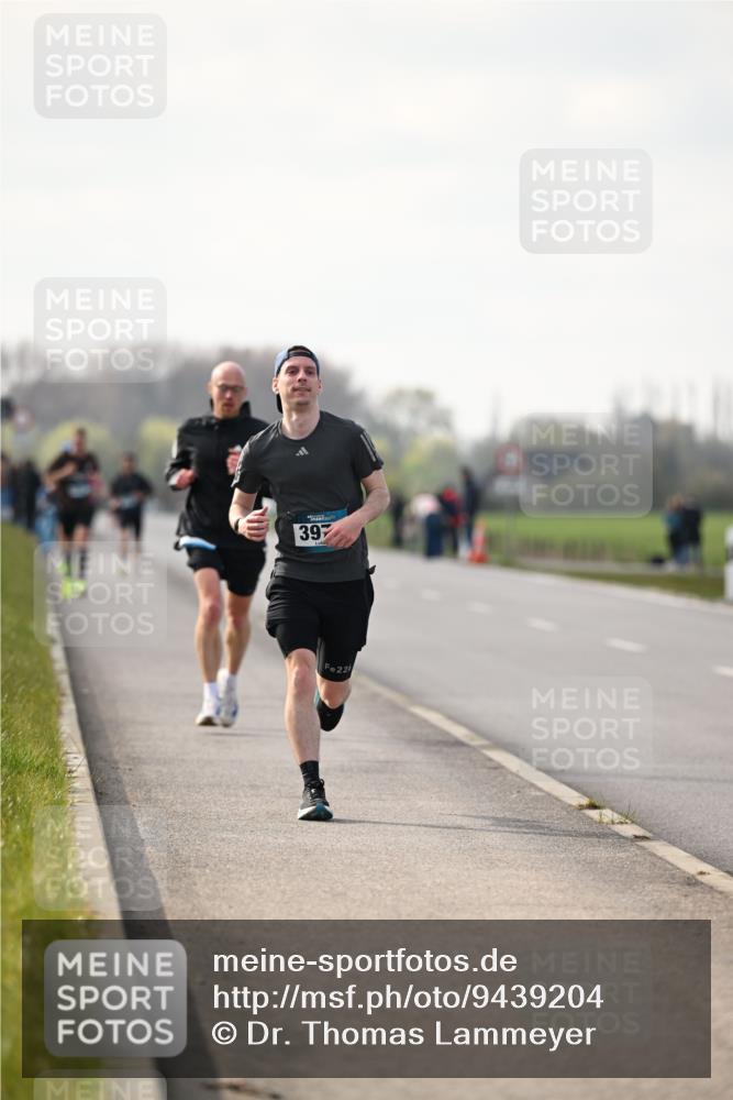 12.04.2026 - 45. Internationalen Wilhelmsburger Insellauf Dr. Thomas Lammeyer http://msf.ph/oto/9439204 12.04.2026 09:58:39 Laufen 39, 226 meine-sportfotos.de