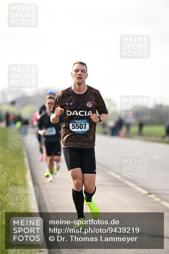 12.04.2026 - 45. Internationalen Wilhelmsburger Insellauf Dr. Thomas Lammeyer http://msf.ph/oto/9439219 12.04.2026 09:58:54 Laufen 4, 5507 meine-sportfotos.de