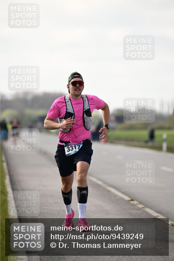 12.04.2026 - 45. Internationalen Wilhelmsburger Insellauf Dr. Thomas Lammeyer http://msf.ph/oto/9439249 12.04.2026 09:59:01 Laufen 3317 meine-sportfotos.de