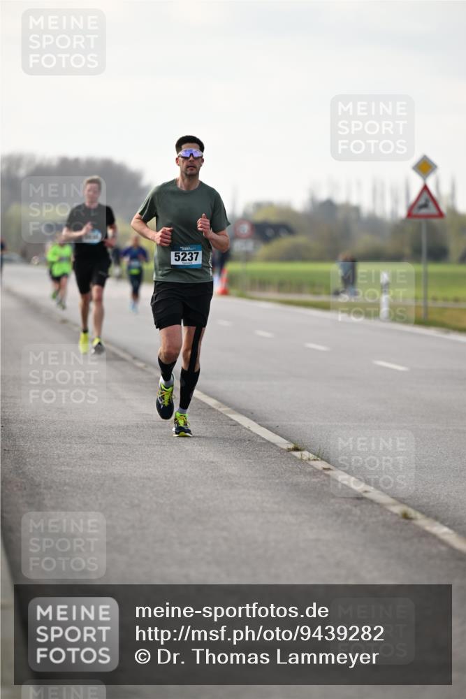 12.04.2026 - 45. Internationalen Wilhelmsburger Insellauf Dr. Thomas Lammeyer http://msf.ph/oto/9439282 12.04.2026 09:59:27 Laufen 5237 meine-sportfotos.de