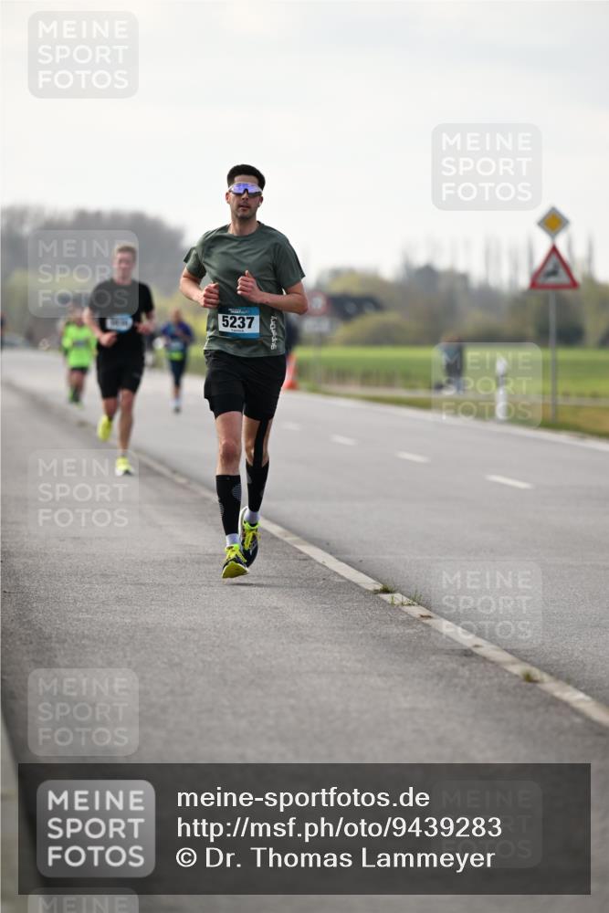 12.04.2026 - 45. Internationalen Wilhelmsburger Insellauf Dr. Thomas Lammeyer http://msf.ph/oto/9439283 12.04.2026 09:59:27 Laufen 5237 meine-sportfotos.de
