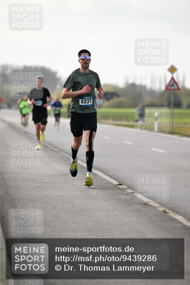 12.04.2026 - 45. Internationalen Wilhelmsburger Insellauf Dr. Thomas Lammeyer http://msf.ph/oto/9439286 12.04.2026 09:59:27 Laufen 5237 meine-sportfotos.de