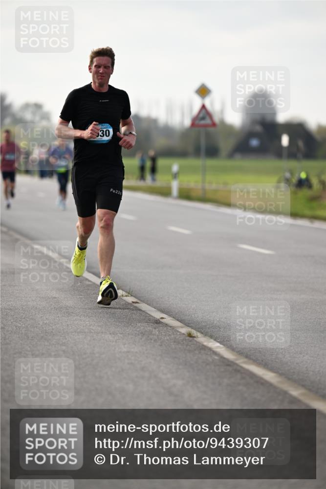 12.04.2026 - 45. Internationalen Wilhelmsburger Insellauf Dr. Thomas Lammeyer http://msf.ph/oto/9439307 12.04.2026 09:59:33 Laufen 30, 226 meine-sportfotos.de