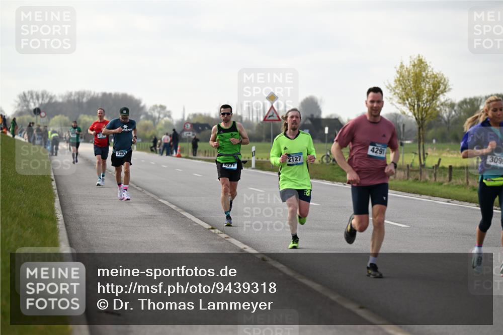 12.04.2026 - 45. Internationalen Wilhelmsburger Insellauf Dr. Thomas Lammeyer http://msf.ph/oto/9439318 12.04.2026 09:59:45 Laufen 313, 2253, 4291, 3095, 2127, 5271 meine-sportfotos.de