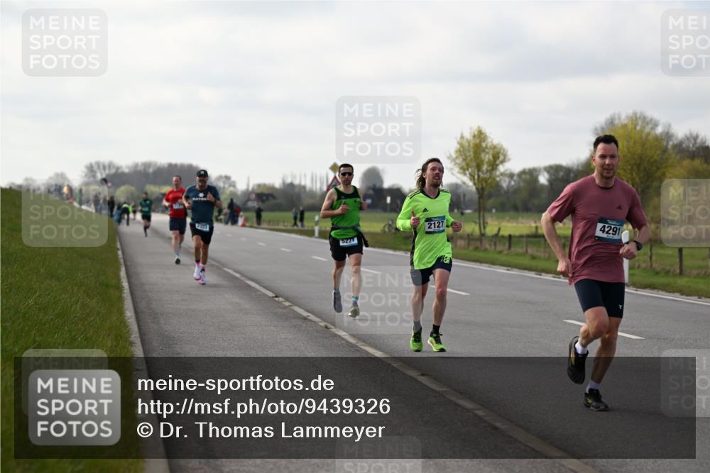 12.04.2026 - 45. Internationalen Wilhelmsburger Insellauf Dr. Thomas Lammeyer http://msf.ph/oto/9439326 12.04.2026 09:59:46 Laufen 5271, 2127, 4291 meine-sportfotos.de