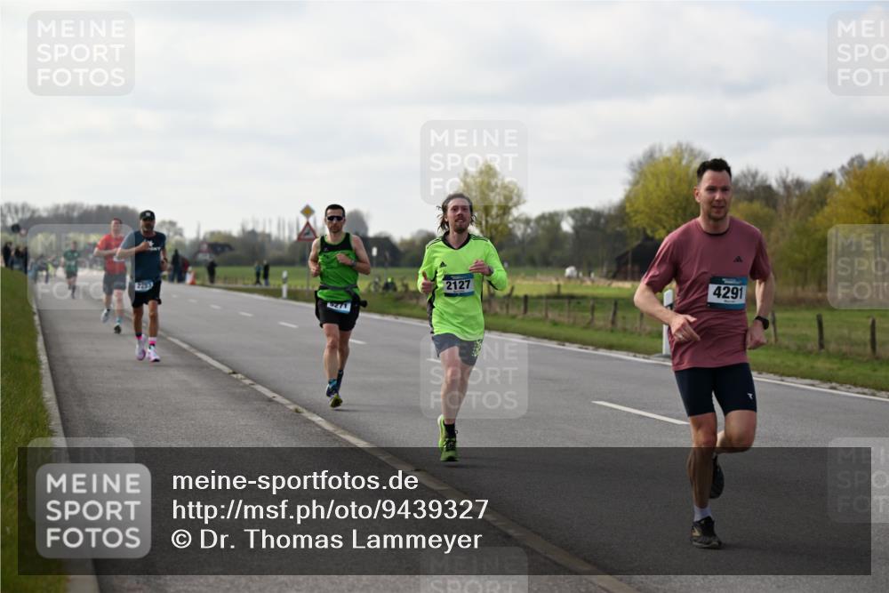 12.04.2026 - 45. Internationalen Wilhelmsburger Insellauf Dr. Thomas Lammeyer http://msf.ph/oto/9439327 12.04.2026 09:59:47 Laufen 5271, 2127, 4291 meine-sportfotos.de