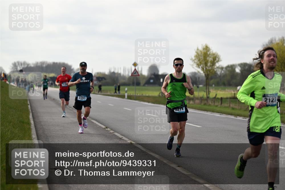 12.04.2026 - 45. Internationalen Wilhelmsburger Insellauf Dr. Thomas Lammeyer http://msf.ph/oto/9439331 12.04.2026 09:59:48 Laufen 2253, 271, 2127 meine-sportfotos.de