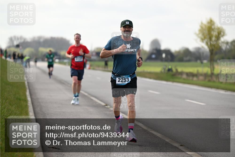 12.04.2026 - 45. Internationalen Wilhelmsburger Insellauf Dr. Thomas Lammeyer http://msf.ph/oto/9439344 12.04.2026 09:59:50 Laufen 2253 meine-sportfotos.de