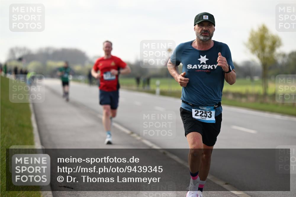 12.04.2026 - 45. Internationalen Wilhelmsburger Insellauf Dr. Thomas Lammeyer http://msf.ph/oto/9439345 12.04.2026 09:59:51 Laufen 2253 meine-sportfotos.de