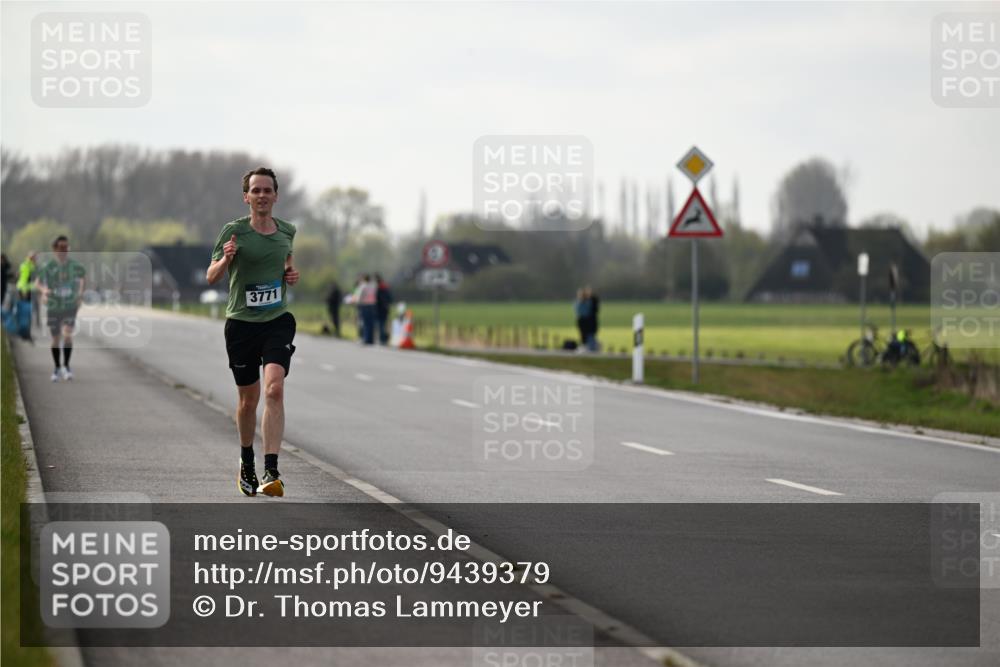12.04.2026 - 45. Internationalen Wilhelmsburger Insellauf Dr. Thomas Lammeyer http://msf.ph/oto/9439379 12.04.2026 10:00:19 Laufen 3771 meine-sportfotos.de