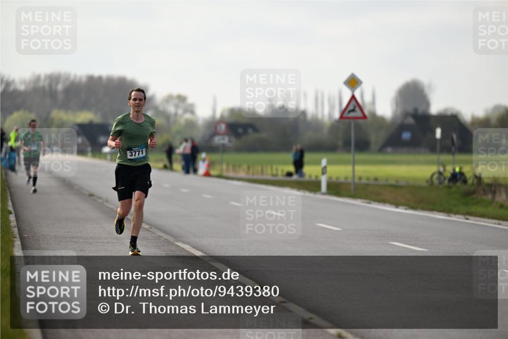 12.04.2026 - 45. Internationalen Wilhelmsburger Insellauf Dr. Thomas Lammeyer http://msf.ph/oto/9439380 12.04.2026 10:00:19 Laufen 3771 meine-sportfotos.de