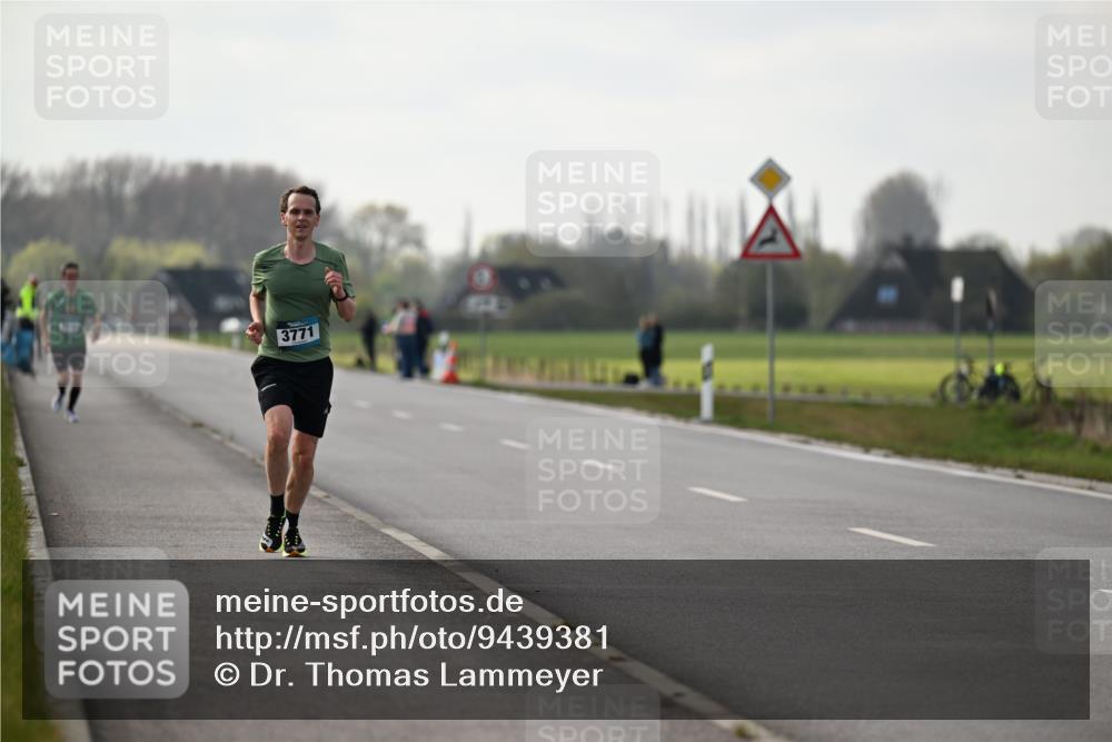 12.04.2026 - 45. Internationalen Wilhelmsburger Insellauf Dr. Thomas Lammeyer http://msf.ph/oto/9439381 12.04.2026 10:00:19 Laufen 3771 meine-sportfotos.de