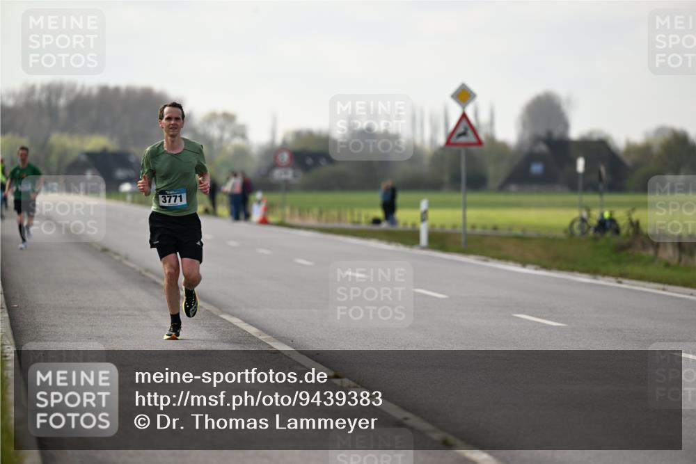 12.04.2026 - 45. Internationalen Wilhelmsburger Insellauf Dr. Thomas Lammeyer http://msf.ph/oto/9439383 12.04.2026 10:00:19 Laufen 3771 meine-sportfotos.de