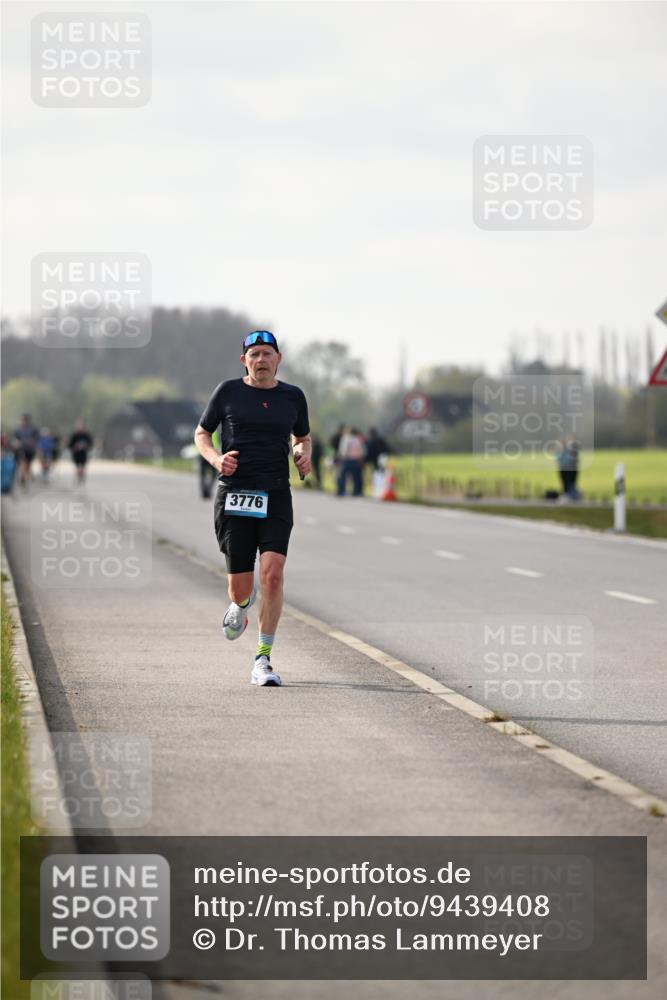 12.04.2026 - 45. Internationalen Wilhelmsburger Insellauf Dr. Thomas Lammeyer http://msf.ph/oto/9439408 12.04.2026 10:00:39 Laufen 3776 meine-sportfotos.de