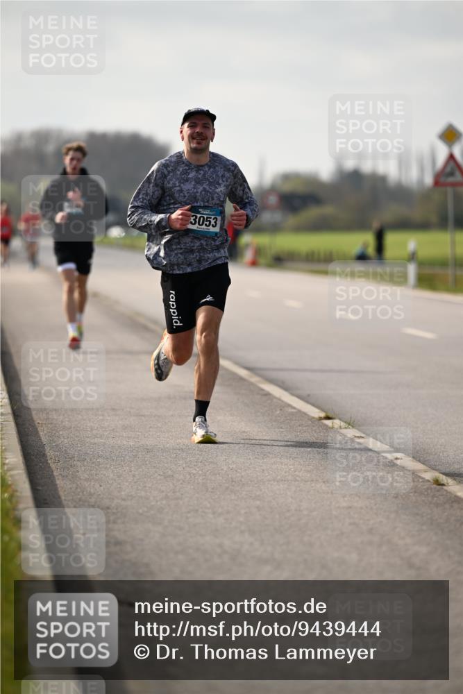 12.04.2026 - 45. Internationalen Wilhelmsburger Insellauf Dr. Thomas Lammeyer http://msf.ph/oto/9439444 12.04.2026 10:01:07 Laufen 3053 meine-sportfotos.de