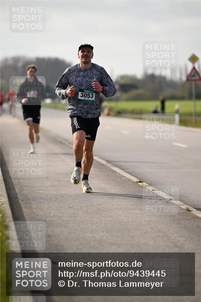 12.04.2026 - 45. Internationalen Wilhelmsburger Insellauf Dr. Thomas Lammeyer http://msf.ph/oto/9439445 12.04.2026 10:01:07 Laufen 3053 meine-sportfotos.de