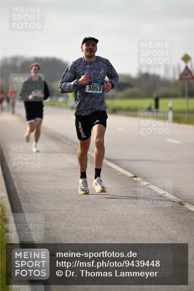 12.04.2026 - 45. Internationalen Wilhelmsburger Insellauf Dr. Thomas Lammeyer http://msf.ph/oto/9439448 12.04.2026 10:01:07 Laufen 3053 meine-sportfotos.de