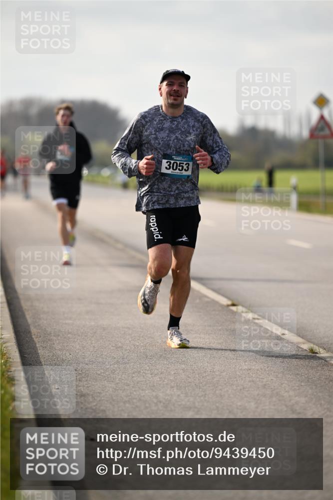 12.04.2026 - 45. Internationalen Wilhelmsburger Insellauf Dr. Thomas Lammeyer http://msf.ph/oto/9439450 12.04.2026 10:01:08 Laufen 3053 meine-sportfotos.de