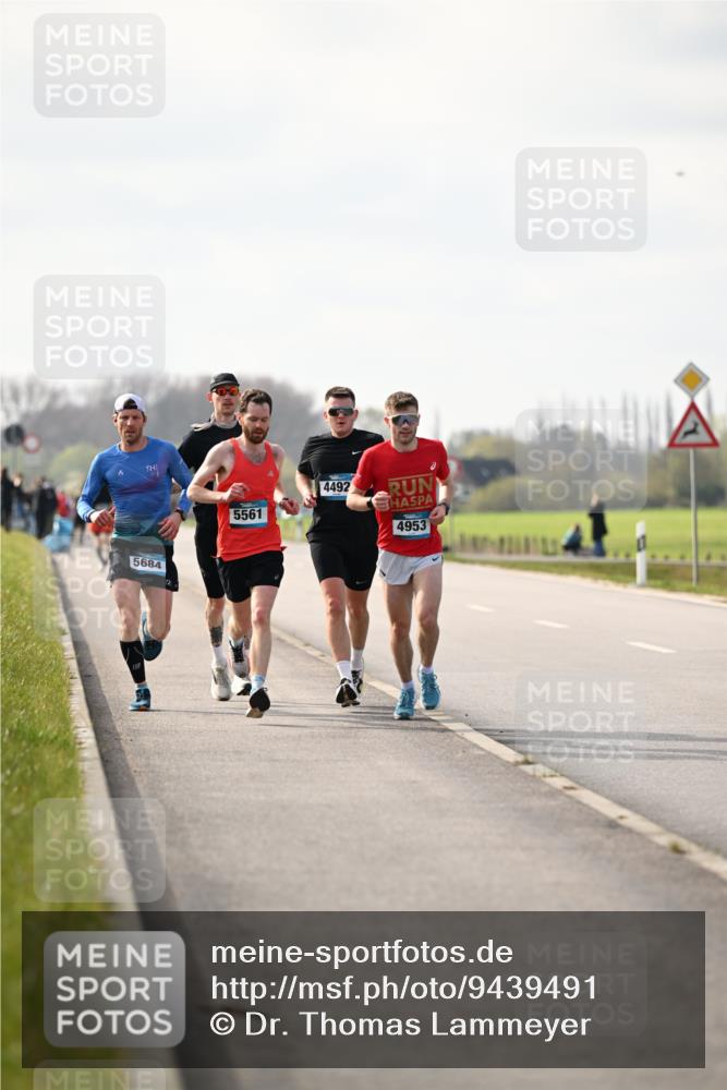 12.04.2026 - 45. Internationalen Wilhelmsburger Insellauf Dr. Thomas Lammeyer http://msf.ph/oto/9439491 12.04.2026 10:01:27 Laufen 5684, 5561, 4492, 4953 meine-sportfotos.de