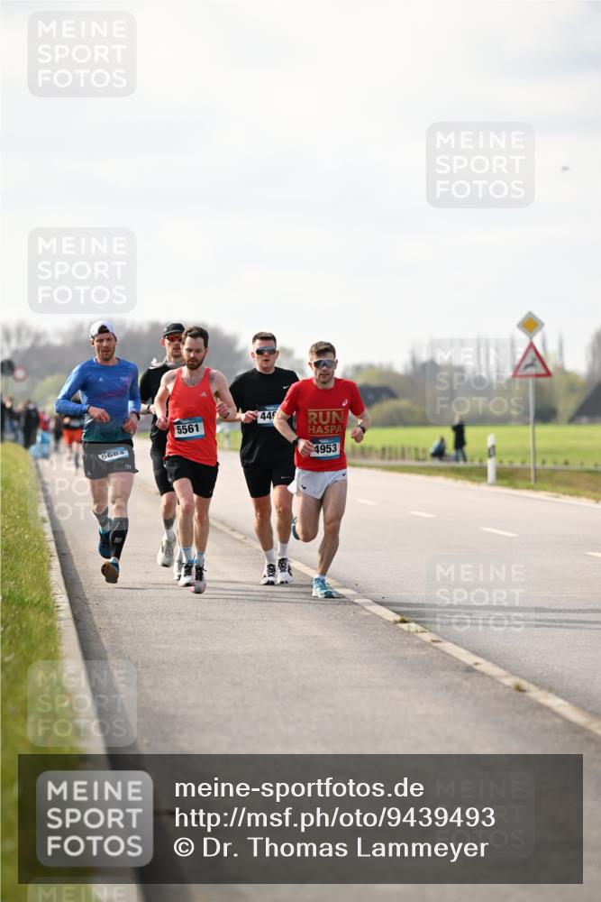 12.04.2026 - 45. Internationalen Wilhelmsburger Insellauf Dr. Thomas Lammeyer http://msf.ph/oto/9439493 12.04.2026 10:01:27 Laufen 5684, 445, 5561, 4953 meine-sportfotos.de