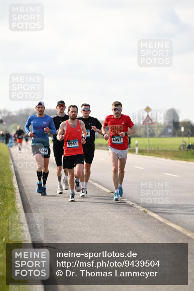 12.04.2026 - 45. Internationalen Wilhelmsburger Insellauf Dr. Thomas Lammeyer http://msf.ph/oto/9439504 12.04.2026 10:01:29 Laufen 5684, 5561, 2, 4953 meine-sportfotos.de