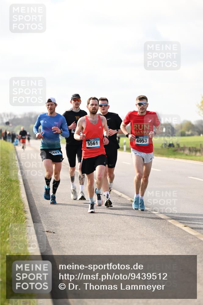 12.04.2026 - 45. Internationalen Wilhelmsburger Insellauf Dr. Thomas Lammeyer http://msf.ph/oto/9439512 12.04.2026 10:01:30 Laufen 4, 5684, 5561, 4953 meine-sportfotos.de