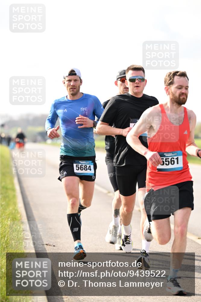 12.04.2026 - 45. Internationalen Wilhelmsburger Insellauf Dr. Thomas Lammeyer http://msf.ph/oto/9439522 12.04.2026 10:01:32 Laufen 26, 5684, 5561 meine-sportfotos.de
