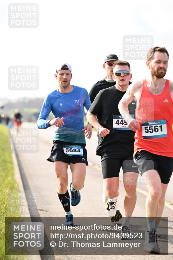 12.04.2026 - 45. Internationalen Wilhelmsburger Insellauf Dr. Thomas Lammeyer http://msf.ph/oto/9439523 12.04.2026 10:01:32 Laufen 26, 5684, 445, 5561 meine-sportfotos.de