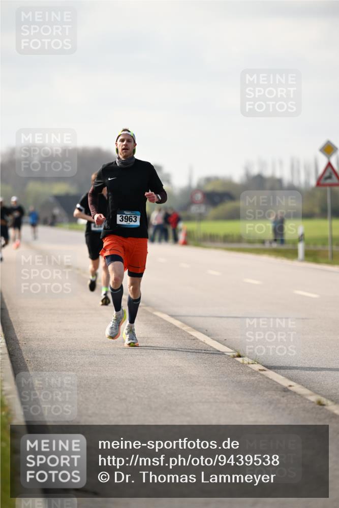 12.04.2026 - 45. Internationalen Wilhelmsburger Insellauf Dr. Thomas Lammeyer http://msf.ph/oto/9439538 12.04.2026 10:01:43 Laufen 3963 meine-sportfotos.de