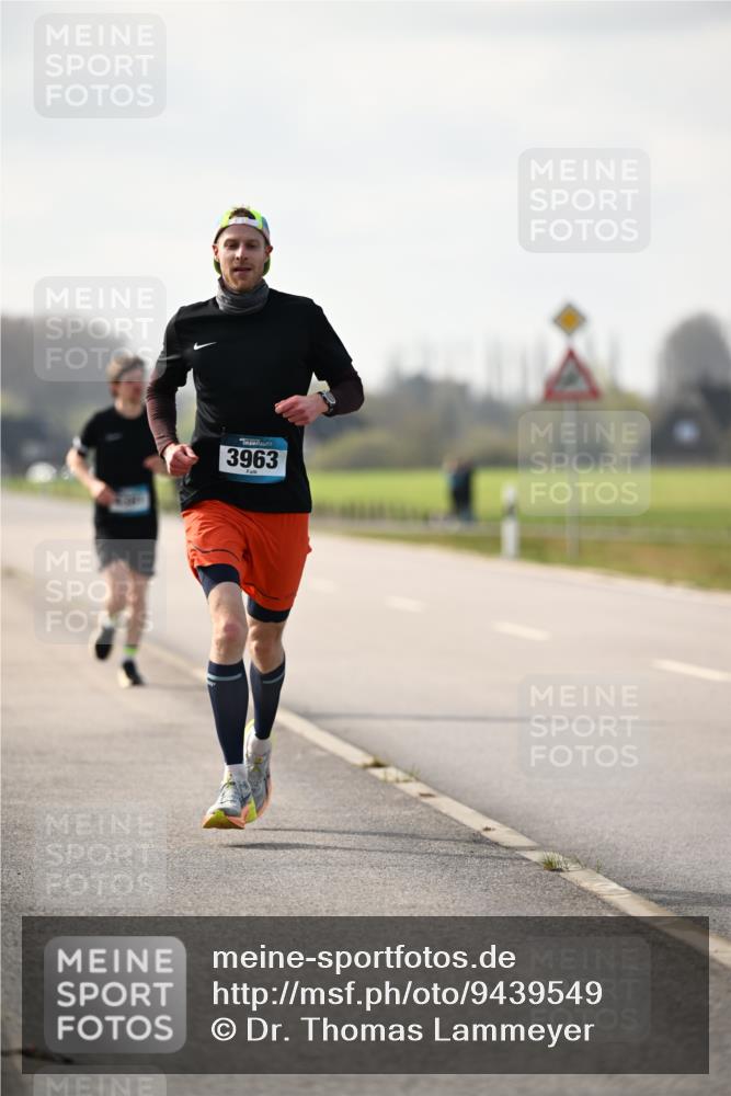 12.04.2026 - 45. Internationalen Wilhelmsburger Insellauf Dr. Thomas Lammeyer http://msf.ph/oto/9439549 12.04.2026 10:01:44 Laufen 3963 meine-sportfotos.de