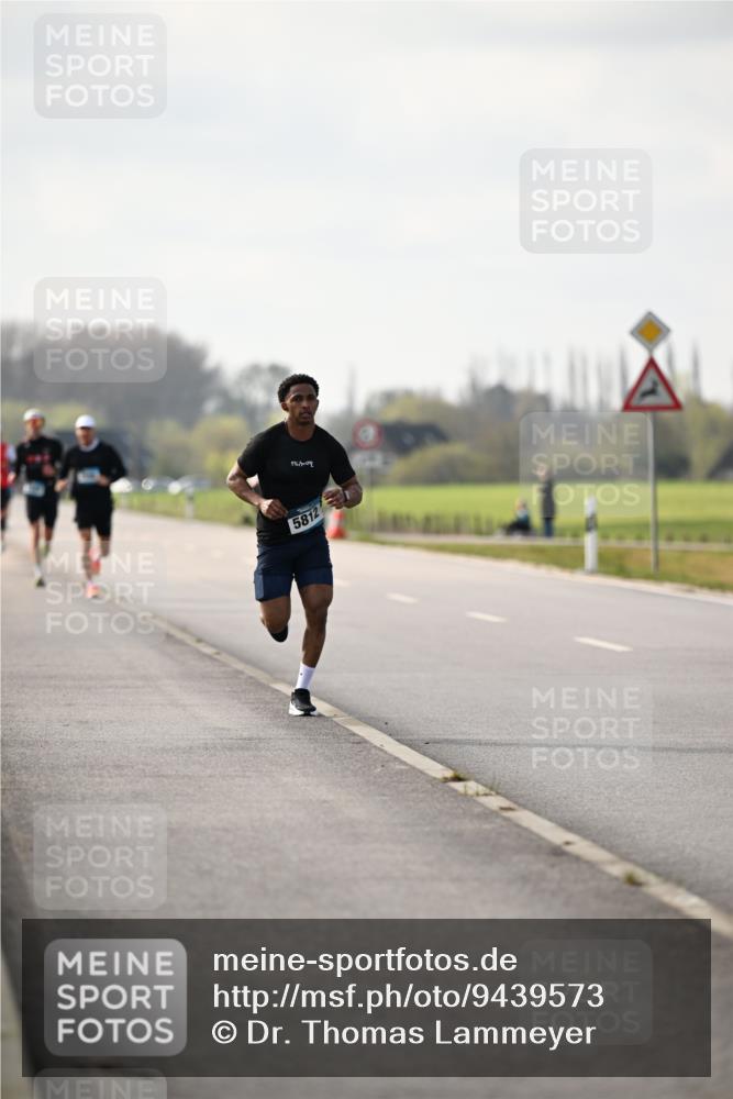 12.04.2026 - 45. Internationalen Wilhelmsburger Insellauf Dr. Thomas Lammeyer http://msf.ph/oto/9439573 12.04.2026 10:01:53 Laufen 1, 5812 meine-sportfotos.de