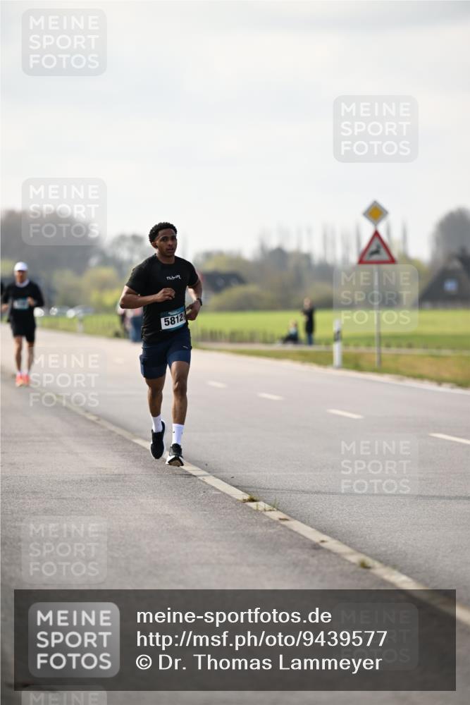12.04.2026 - 45. Internationalen Wilhelmsburger Insellauf Dr. Thomas Lammeyer http://msf.ph/oto/9439577 12.04.2026 10:01:54 Laufen 5812 meine-sportfotos.de