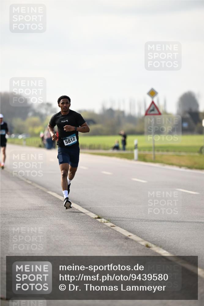 12.04.2026 - 45. Internationalen Wilhelmsburger Insellauf Dr. Thomas Lammeyer http://msf.ph/oto/9439580 12.04.2026 10:01:54 Laufen 1917009, 5812 meine-sportfotos.de