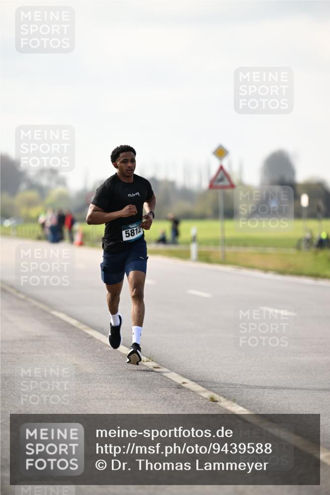 12.04.2026 - 45. Internationalen Wilhelmsburger Insellauf Dr. Thomas Lammeyer http://msf.ph/oto/9439588 12.04.2026 10:01:55 Laufen 1, 5812 meine-sportfotos.de