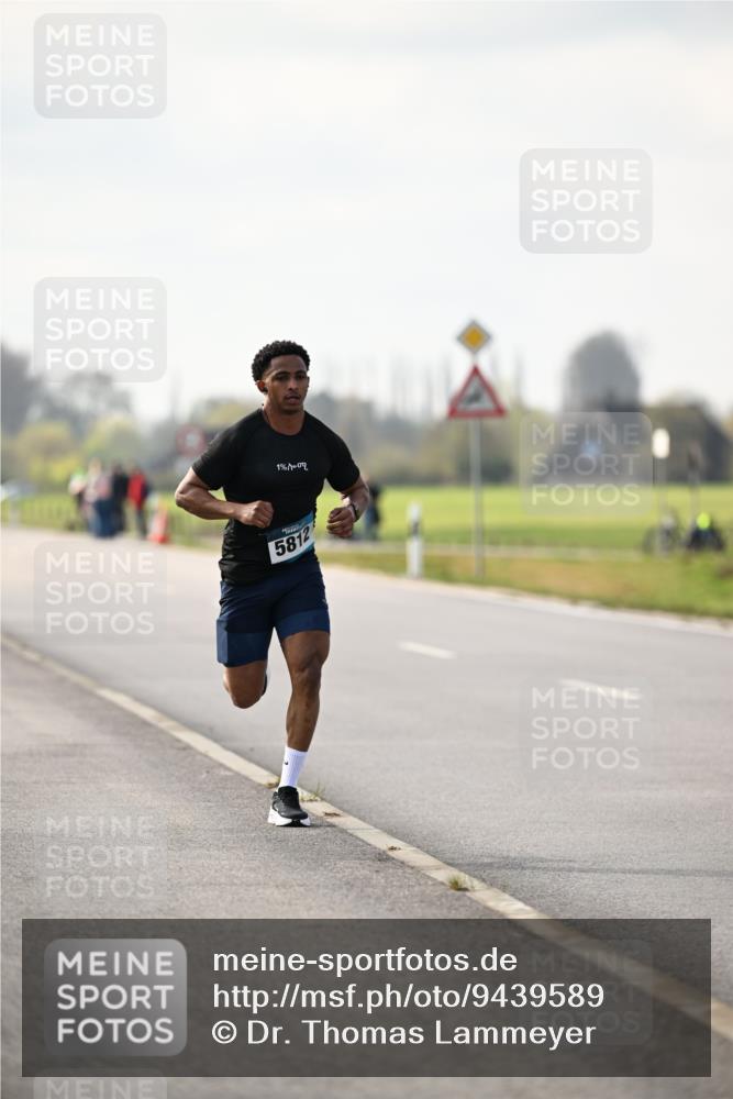 12.04.2026 - 45. Internationalen Wilhelmsburger Insellauf Dr. Thomas Lammeyer http://msf.ph/oto/9439589 12.04.2026 10:01:55 Laufen 1, 5812 meine-sportfotos.de