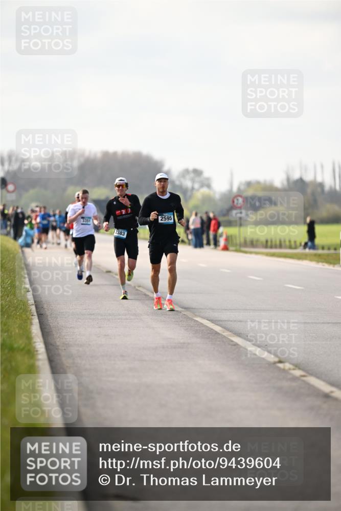 12.04.2026 - 45. Internationalen Wilhelmsburger Insellauf Dr. Thomas Lammeyer http://msf.ph/oto/9439604 12.04.2026 10:01:59 Laufen 3351, 2383, 2595 meine-sportfotos.de