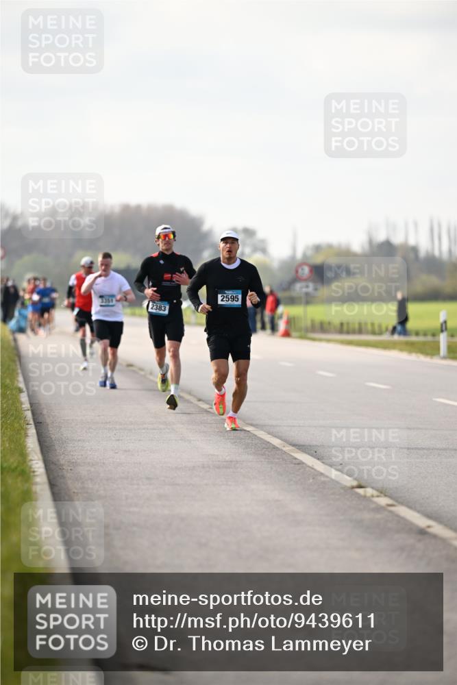 12.04.2026 - 45. Internationalen Wilhelmsburger Insellauf Dr. Thomas Lammeyer http://msf.ph/oto/9439611 12.04.2026 10:02:00 Laufen 3351, 2383, 2595 meine-sportfotos.de